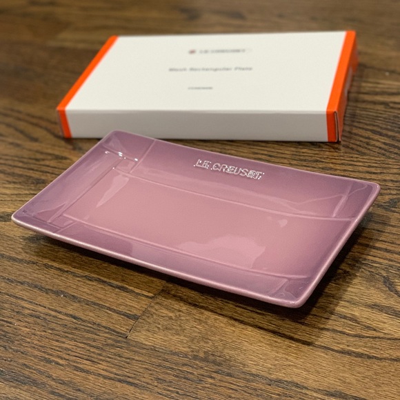 New Le Creuset Mauve Pink Mesh Rectangle Plate - Picture 3 of 4